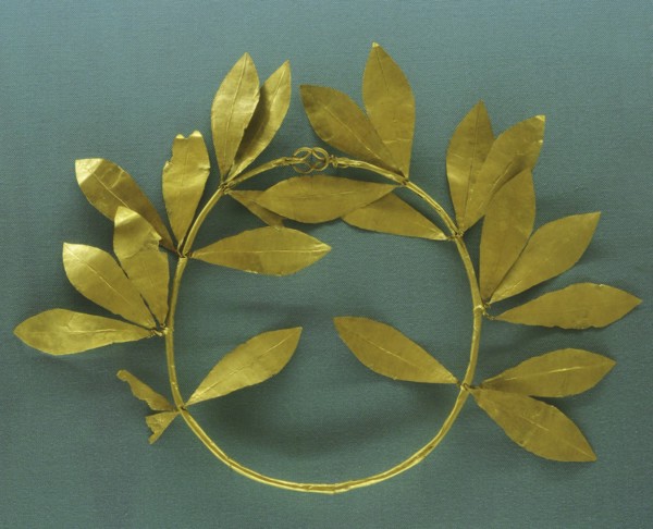 Laurel Wreath in Gold.
