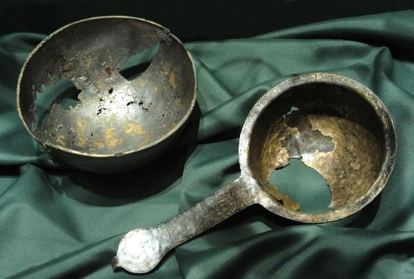Bowl and ladle.