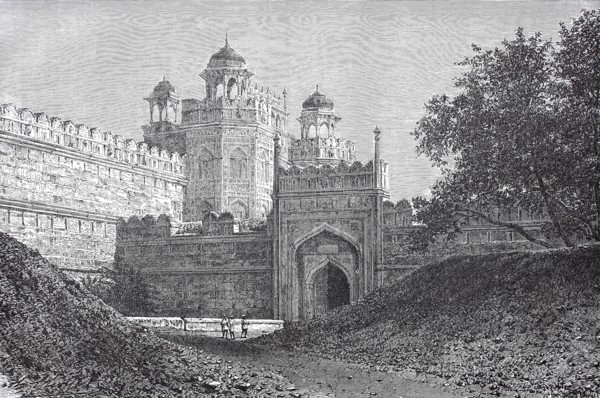 Main portal of the Palace of the Shah