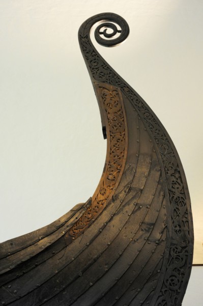 Oseberg Ship, Made in oak wood