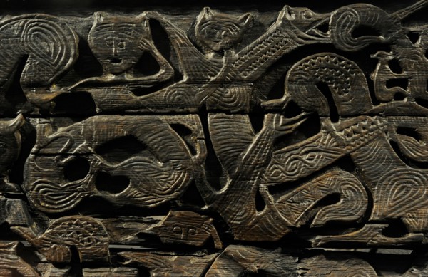 Viking carriage, Wood