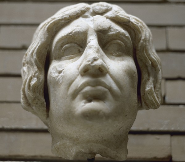 Head of Isis priestess.