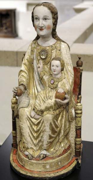 Virgin Mary with a Rock chrystal.