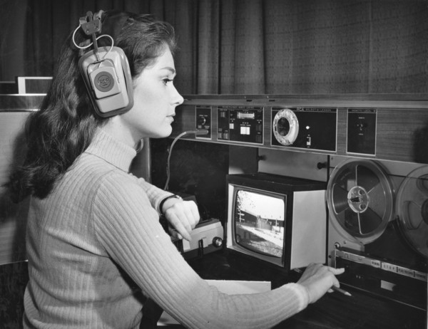 Electronic Teacher-Learning Aid