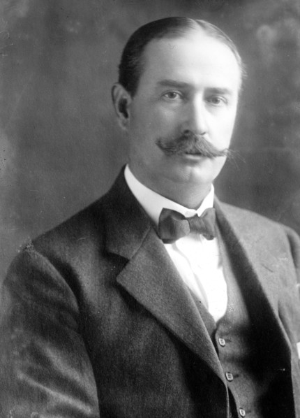 Larz Anderson.