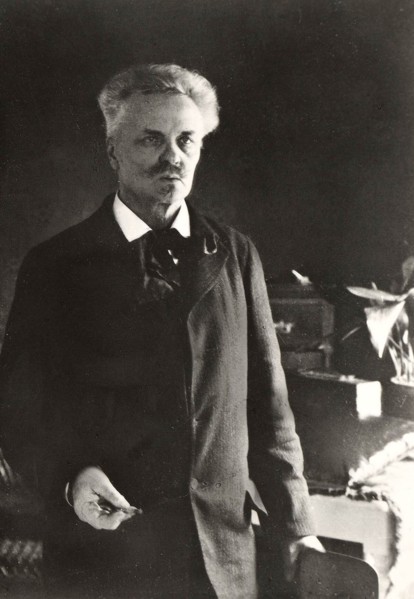 Swedish author August Strindberg in his flat at Drottninggatan 85 in Stockholm  Date: October 1908 .