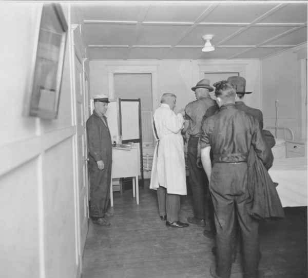 Fighting Influenza, 1918