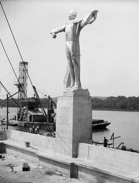 Titanic Memorial under Construction
