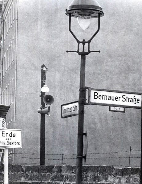 Berlin Wall Photo