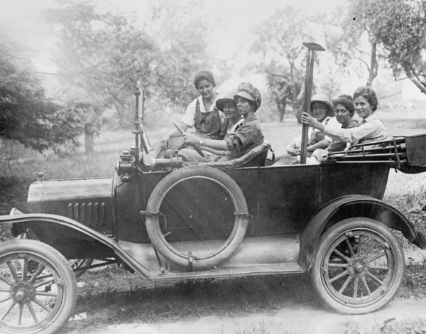 Women riding in an automobile ca.  between 1910 and 1920