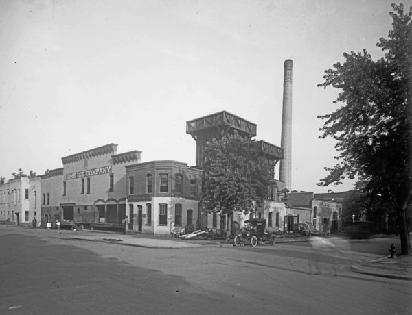 Home Ice Company ca.  between 1910 and 1926