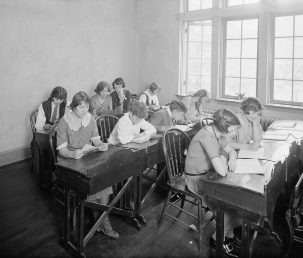School students studying at the Maret French School, [Washington, D.C.]. ca.  between 1910 and 1920