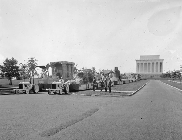 Parade; Lincoln Memorial, Washington, D.C., in background ca.  between 1910 and 1920