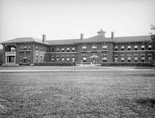 Government Hospital for the Insane, [Washington, D.C.] ca.  between 1910 and 1925