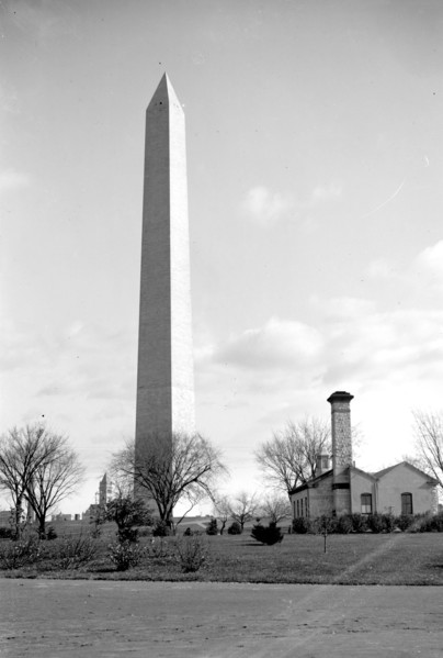 Washington Monument ca. between 1909 and 1923