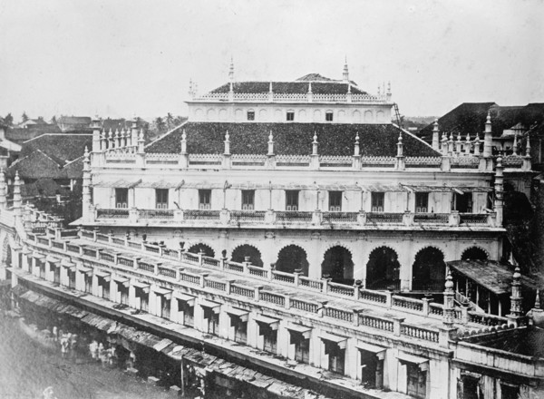 A Mosque in Bombay India (modern day Mumbai) ca. between 1909 and 1919