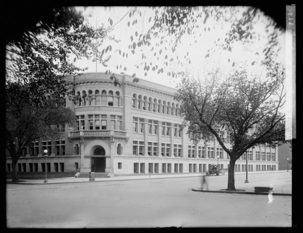 Tech High School, [Washington, D.C.] ca.  between 1918 and 1928