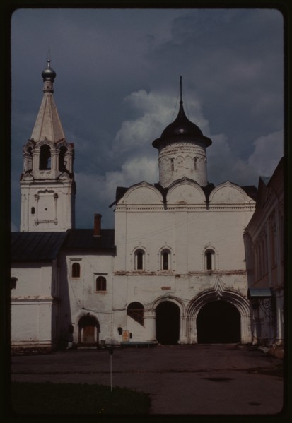 Savior-Prilutskii Monastery, Gate Church of Theodore Stratilates (renamed the Ascension in 1815) (1590), south view, with bell tower (1729-30), Vologda, Russia 1996.