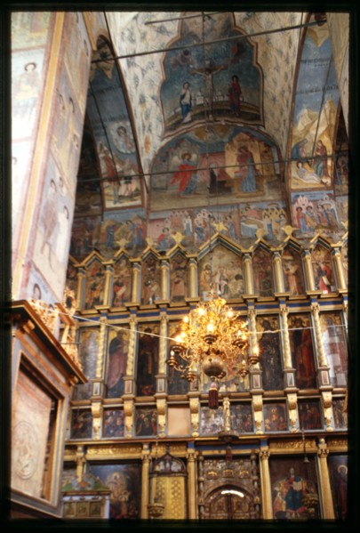 Cathedral of the Annuciation (1560-84), interior, view east toward icon screen (late 17th century), Sol'vychegodsk, Russia 1999.