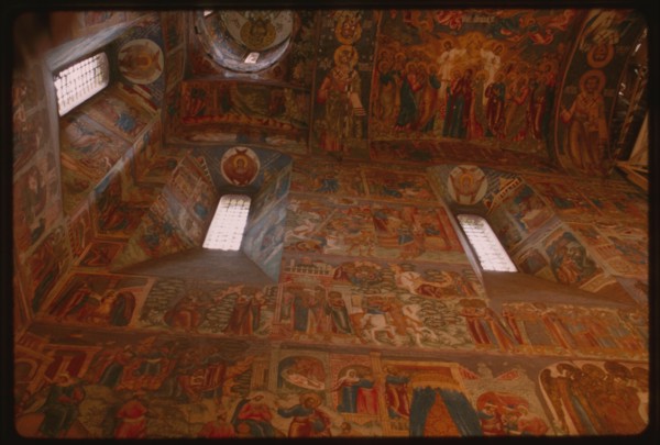 Church of Elijah the Prophet (1647-50), interior, west wall, with frescoes of scenes from the life of Christ (1680-81), Yaroslavl', Russia; 1992