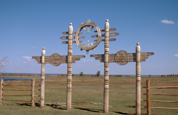 Us-Khatyn festival site, ceremonial gate, sculptor William Yakovlev, Yakutsk, Russia; 2002