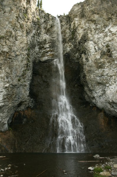 Fairy Falls in Yellowstone National Park; Date: 28 July 2009