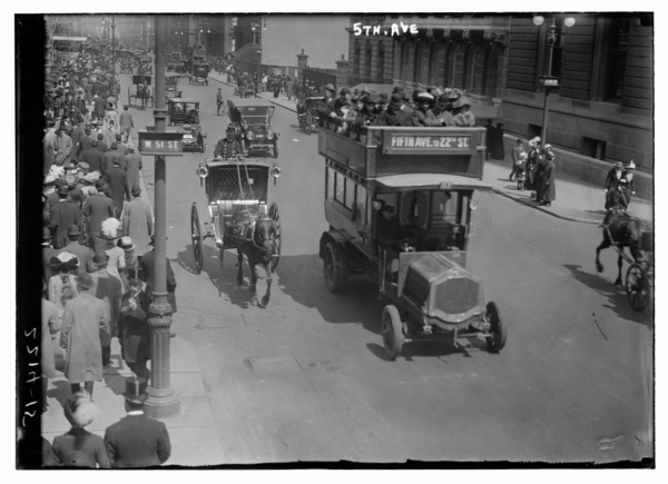 Pedestrians and automobile traffic in NYC