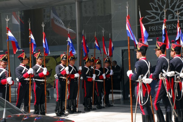 Blandengues Corps await the arrival of Hillary Clinton
