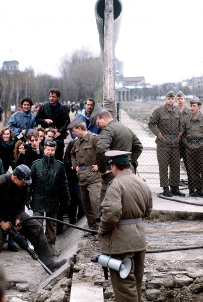 East German police and West German citizens