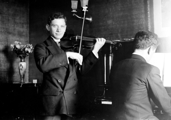 Efrem Zimbalist