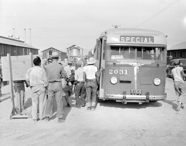 Evacuees of Japanese ancestry