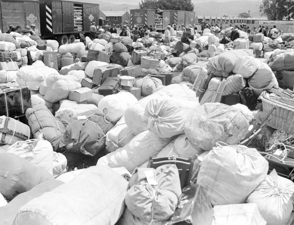 Evacuees of Japanese ancestry