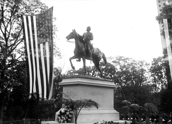 Statue of Major Philip Kearny