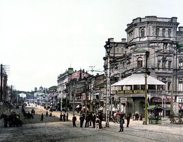 Krestchatik, (i.e., Kreshchatik), street, Kiev, Russia, (i.e., Ukraine) ca. 1890-1900
