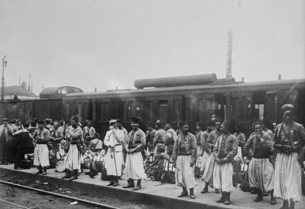Algerian soldiers in Europe during World War I ca. 1914-1915