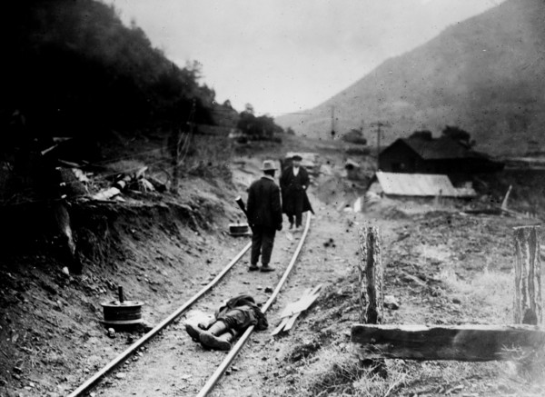 Colorado Coalfield Miners Strike of 1913-1914 - Slain miner & one of his fighting comrades ca. 1914