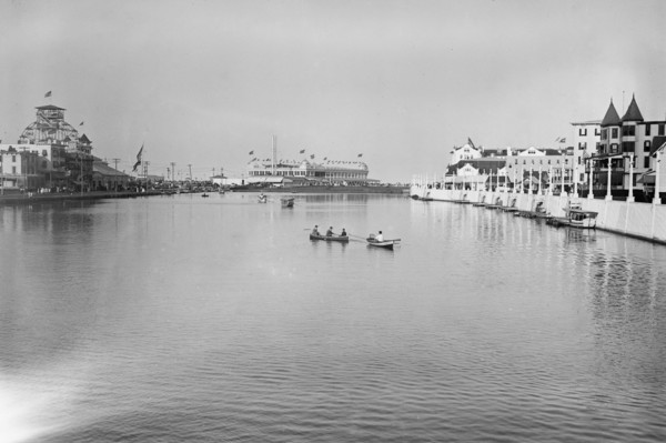 Asbury Park Lake in Asbury Park, New Jersey ca. 1910-1915