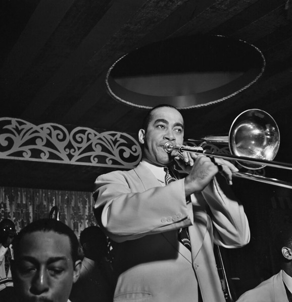 Portrait of Lawrence Brown, Aquarium, New York, N.Y., ca. Nov. 1946