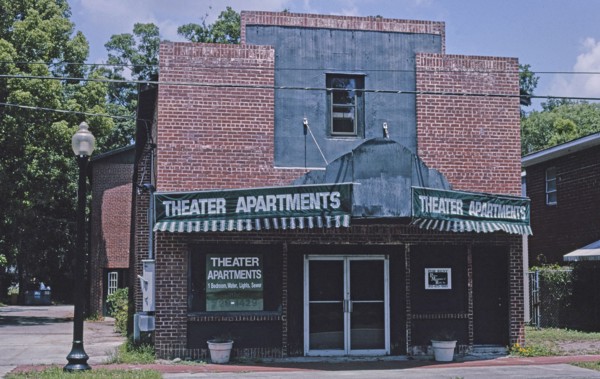 2000s America -  Kingsland Theater, Kingsland, Georgia 2004