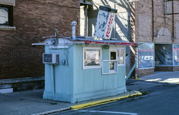 1980s America -  Popcorn Building, Storm Lake, Iowa 1987