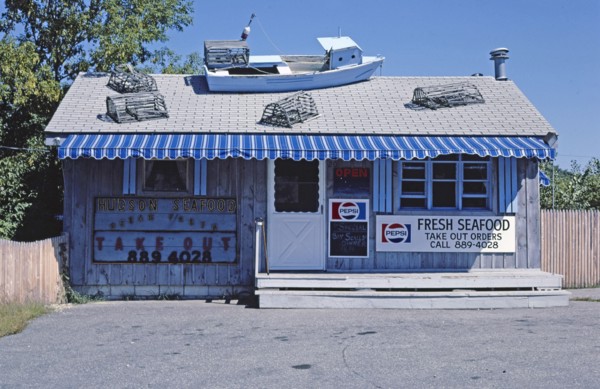 1980s America -  Hudson Seafood Store, Hudson, New Hampshire 1984