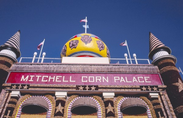 1980s America -   Corn Palace, Mitchell, South Dakota 1987