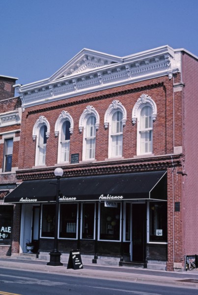 2000s America -  Ambiance, La Crosse, Wisconsin 2003