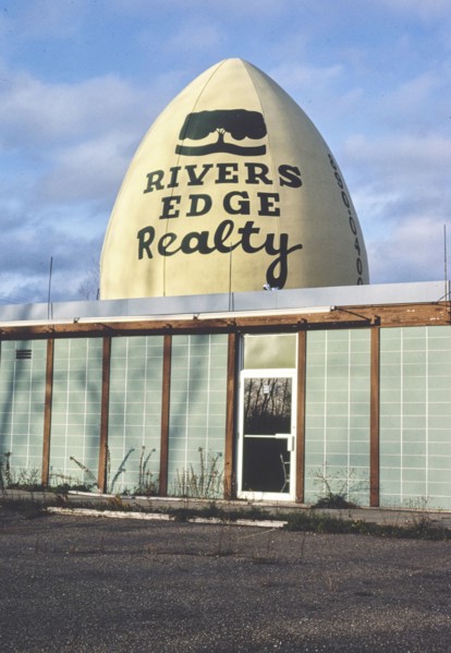 1980s America -   Rivers Edge Realty, Savage, Minnesota 1983