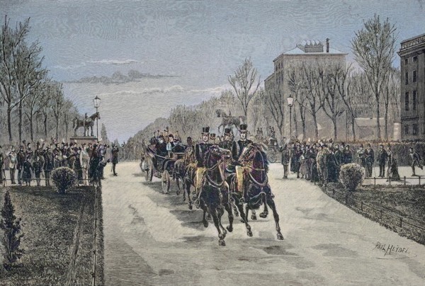 Arrival of Queen Victoria from England with the carriage in Charlottenburg