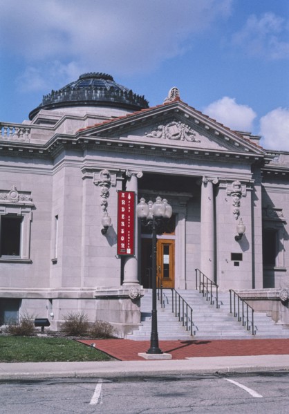 Carnegie Library central vertical detail view Anderson Indiana ca. 2004