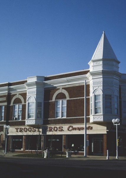 1990s America -  Carpet Store