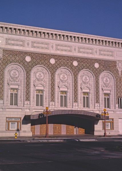 1980s America -  Capitol Theater, Yakima, Washington 1987
