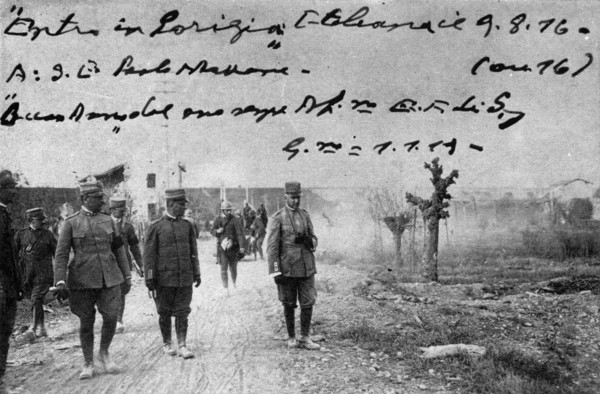 Emanuele Filiberto di Savoia enters Gorizia on 9 August 1916