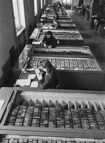 siège de la tci, milan, corso italia, bureau des dossiers, mai 1954